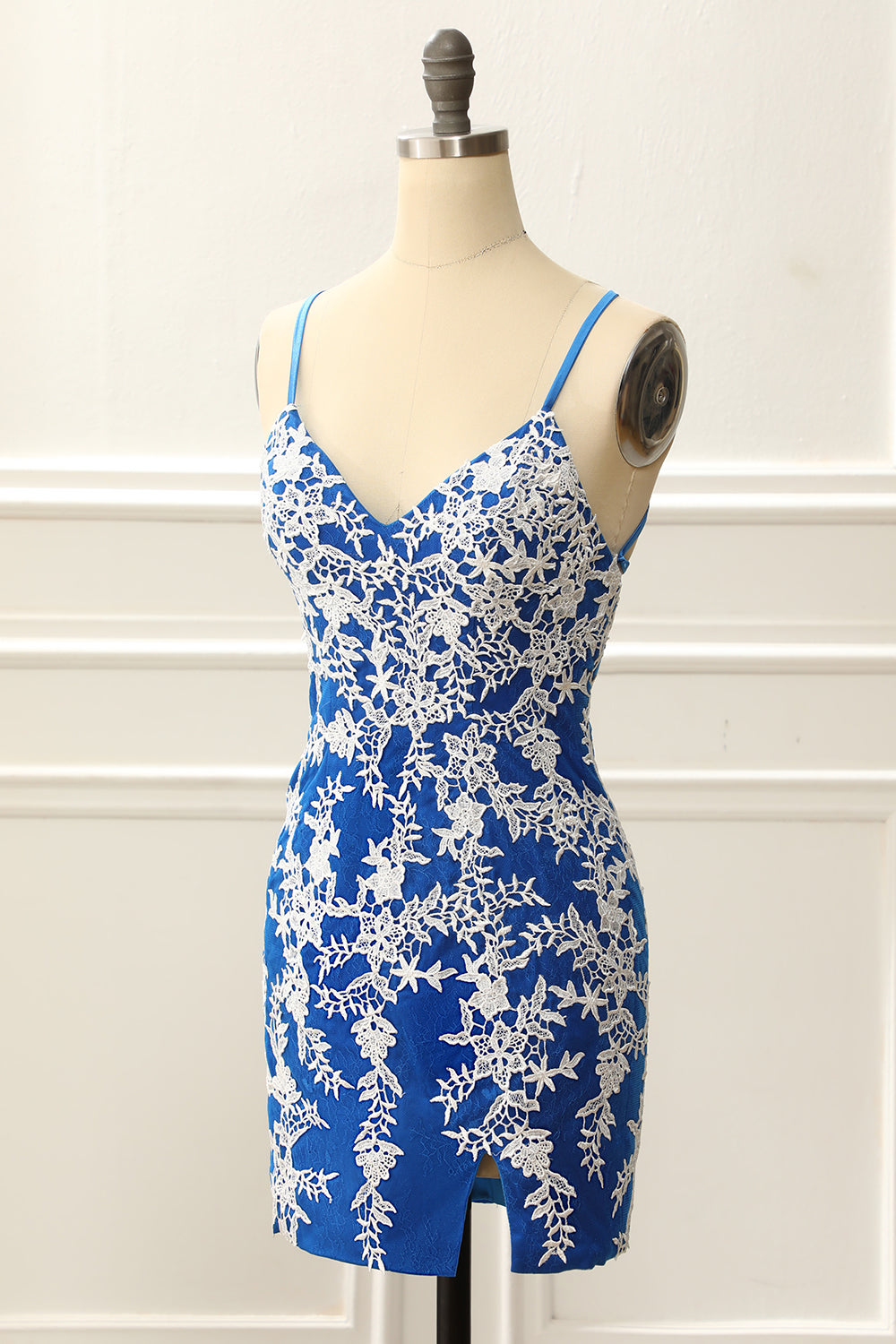 Spaghetti Straps Blue Tight Homecoming Dress with Appliques