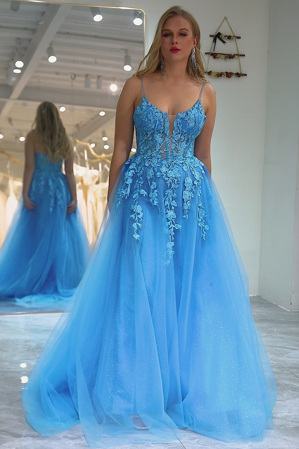 A-Line Spaghetti Straps Tulle Long Blue Prom Dress With Appliques