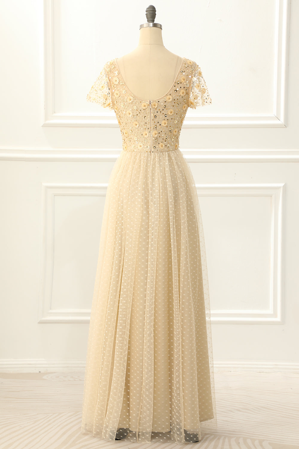 A Line Tulle Sequins Prom Dress with Appliques